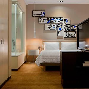One-Bedroom Junior Suite